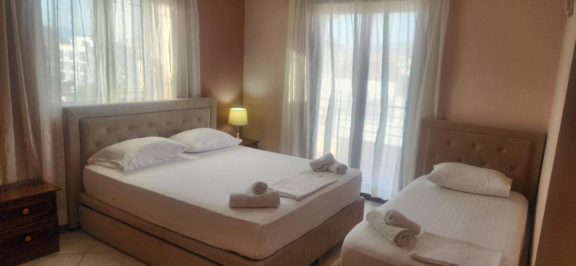 Hotel Vila Danedi Ksamil Kültér fotó