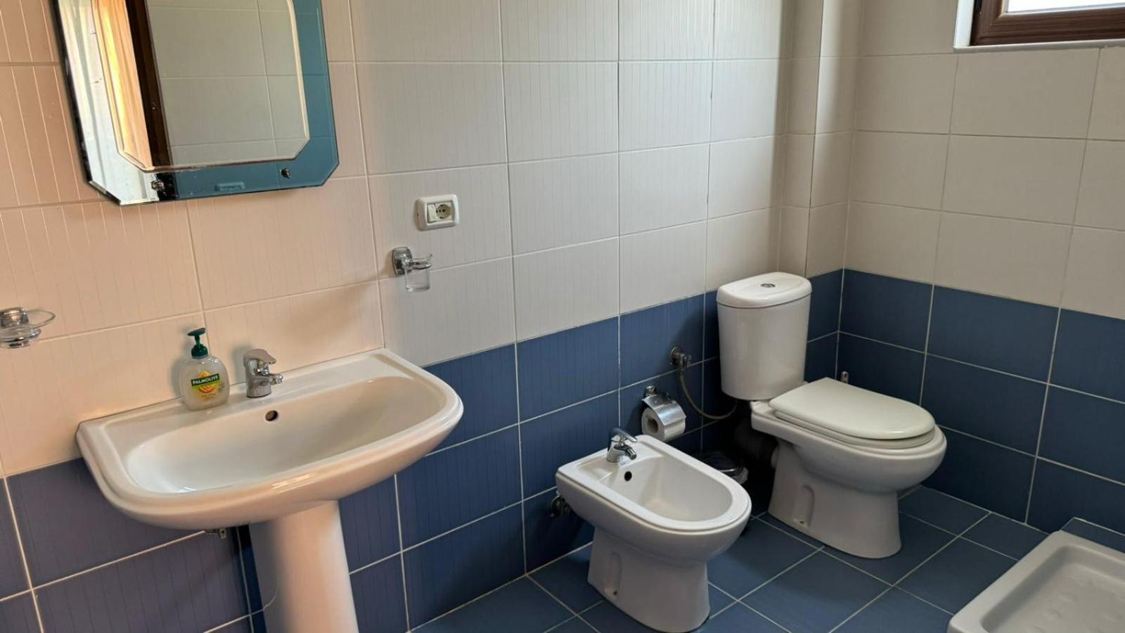Hotel Vila Danedi Ksamil Kültér fotó